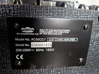 Amplificador VOX AC30 CC1