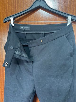 Pantalón de vestir negro Zara