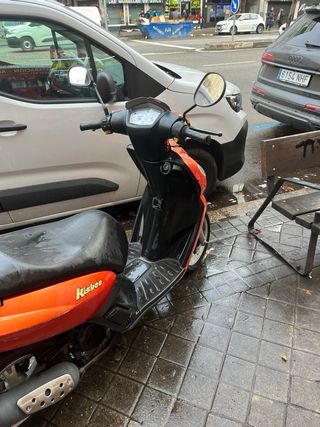 Peugeot Kisbee 50 CC Ciclomotor Automático