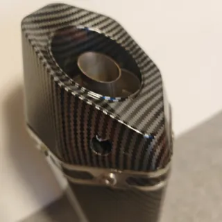 Tubo de escape moto carbono