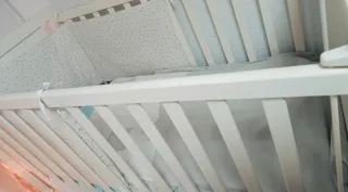 Cuna blanca con osito(Colchón a estrenar)