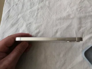 iPhone 12 Argento e bianco