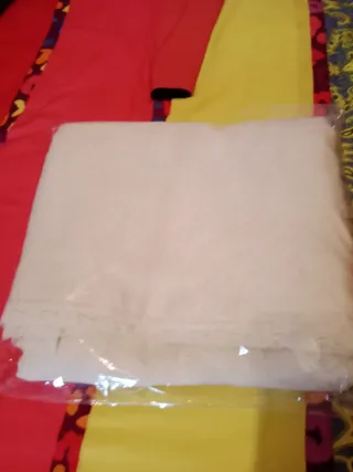 Mantón Fallera Niña Beige Dorado.