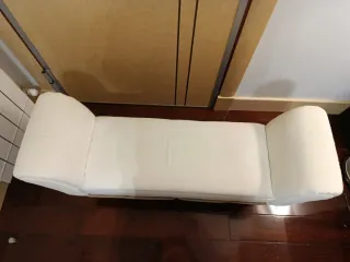 Banco de tela blanco