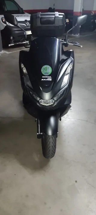 Honda PCX Negra
