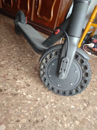 Patinete Eléctrico Gris