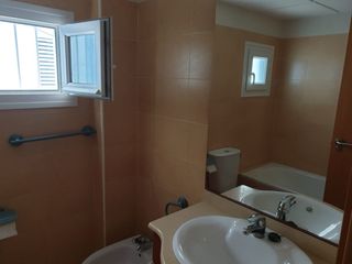 Cambio apartamento en 1 linea d playa en Almerimar