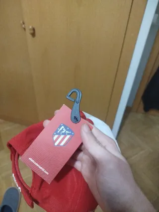 Gorra Atlético de Madrid Roja y Blanca