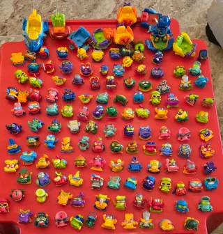 Lote Muñecos Superthings