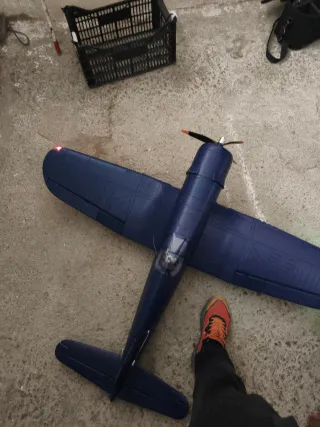 Avión RC Corsair FU4 1.27m Nuevo