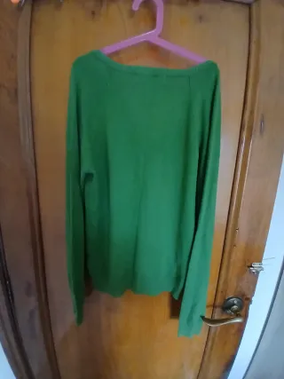 Jersey Zara verde cuello pico manga larga