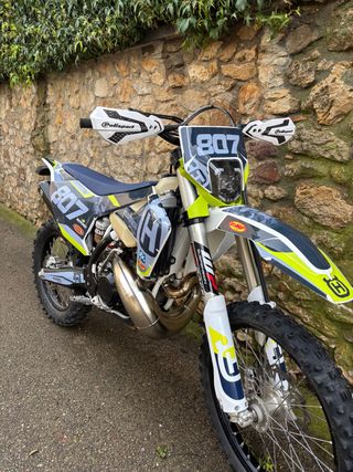 Husqvarna TE 300 Enduro