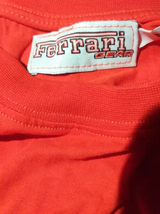 Camiseta Ferrari Talla M Oficial, sin estrenar.