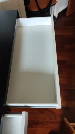 Scrivania Ikea Nera e Bianca