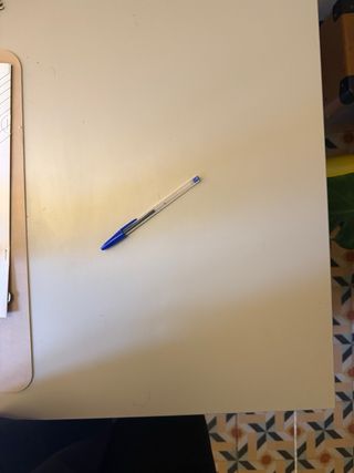 Escritorio Trotten Ikea Beige y Blanco