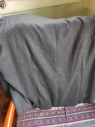 Chaqueta gris elegante