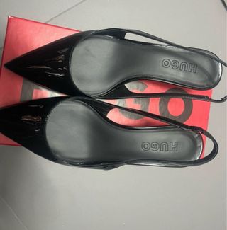 Tacones HUGO kitten negros