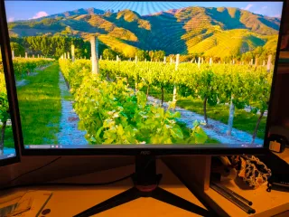 Monitor AOC 27 pollici