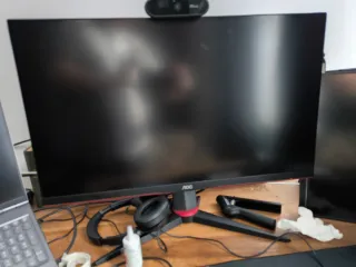 Monitor AOC 27 pollici