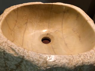 Lavabo de piedra natural