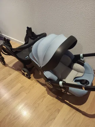 Silla de paseo y capazo bebé Kidilo para coche