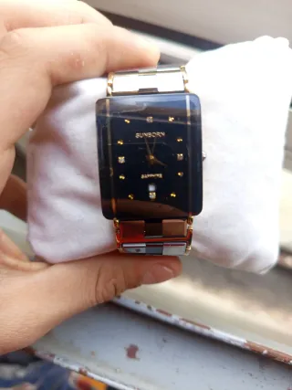 Reloj Sunborn Negro y Dorado