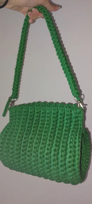 Borsetta uncinetto verde