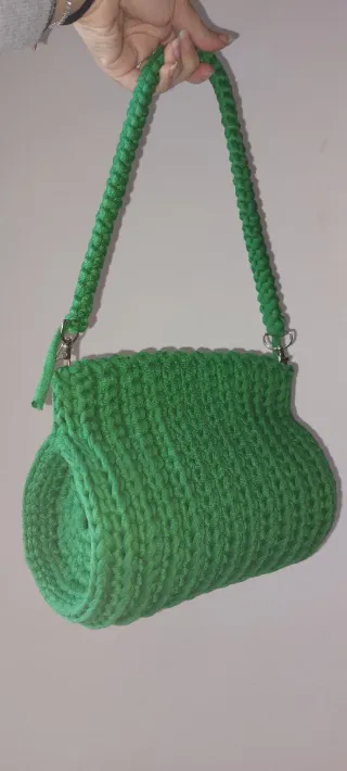 Borsetta uncinetto verde