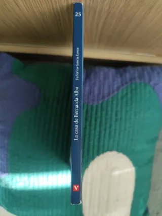 La Casa De Bernarda Alba (Clasicos Hispanicos /...