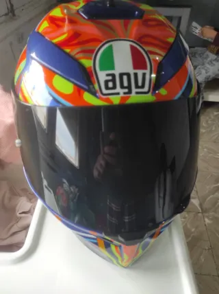 Espectacular casco agv