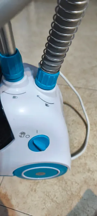 Plancha de vapor vertical Kindo