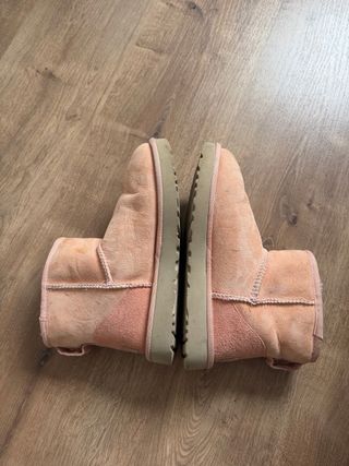 Botas UGG rosas talla 37