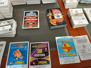 Cromos Adrenalyn XL y álbumes fútbol