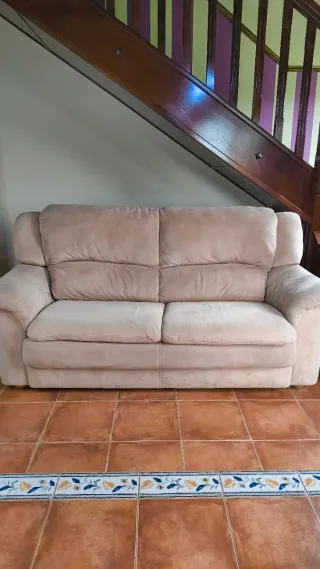 Sofá 2 plazas beige