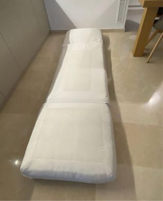 Sillón cama de piel