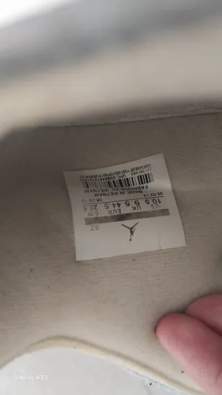 Jordan 4 Off-White Beige