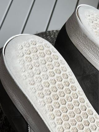 Adidas Gazelle Talla 43 1/3 Gris/Blanco