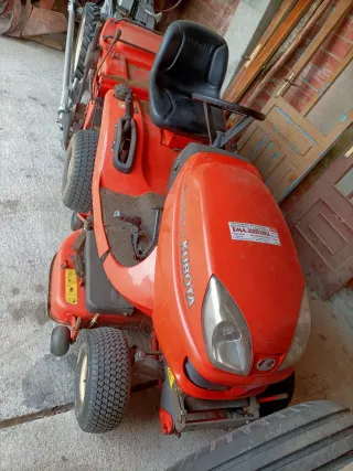 Tractor Kubota Diesel 16 CV