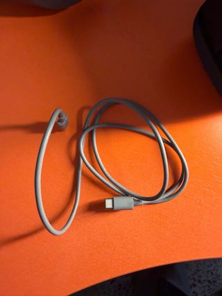 Auricolari Beats Studio Pro Grigi e Bianchi