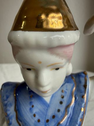 Figura bailarina tailandesa, porcelana china