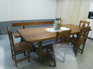 Conjunto Txoko Mesa, 4 sillas y banco largo roble