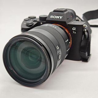 CAMARA SONY ALPHA 7 III (4151 DISPAROS) + OBJETIVO SONY FE 24-105 MM F/4 G OSS + CARGADOR + 2 BATERIAS