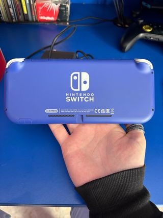 Nintendo Switch Lite Azul + 128 GB SD + Funda