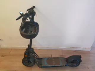 Patín Eléctrico con Casco