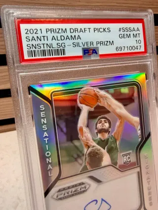 Cromo NBA Draft 2021 firmado Santi Aldama PSA 10