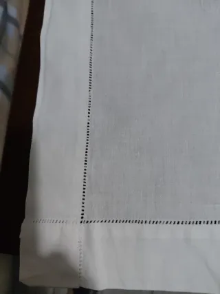 Tovaglia in lino ricamata a mano cm 240x85 altare
