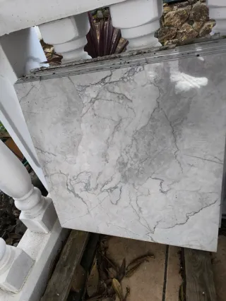 Plaquetas mármol 60x60