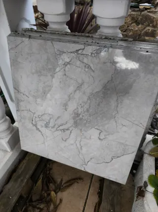 Plaquetas mármol 60x60