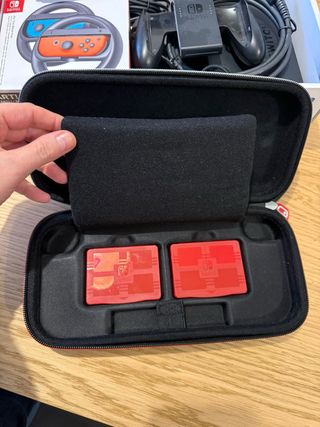 Nintendo Switch + Mario Kart 8 Deluxe + Accesorios