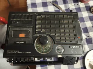 Radio TV Cassette Portátil